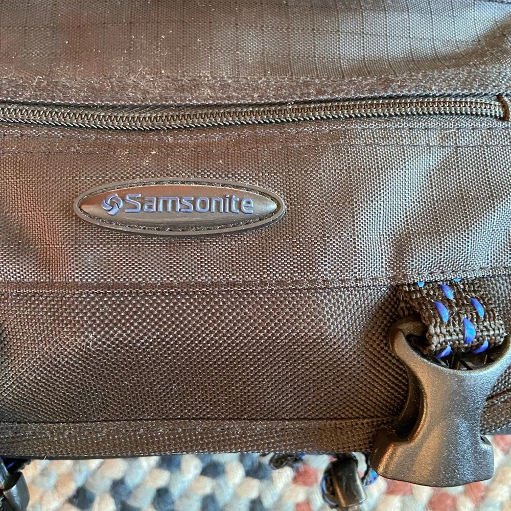 πΈ Olympus E-520 Digital Camera with case and many accessories - Picture 5 of 15